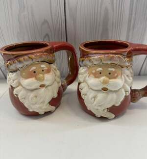 VTG Santa Claus Mug  Art Pottery Christmas Holiday Coffee Tea  Decor Set of 2